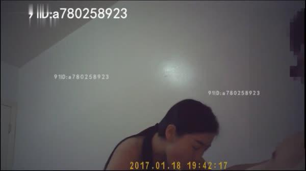 A君最新精品原创大片第十期-原创露脸之素颜妹思思SISI全新出击_完整版_限量销售作品，旅游期间偶遇173cm浑圆坚挺美乳的妹纸，大战起来超投入超享受～1080P高清无水印